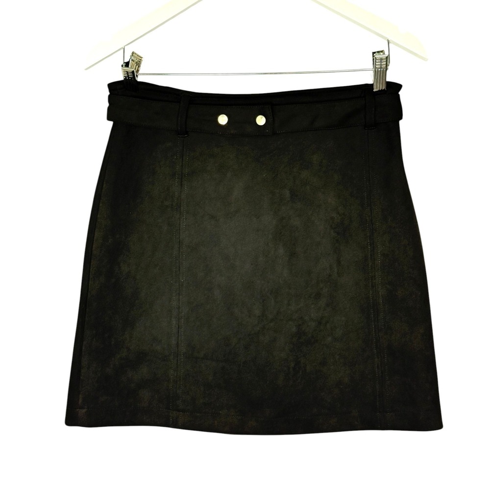 Haute Monde Black Faux Suede Mini Skirt Snap Detail Stretch Size L